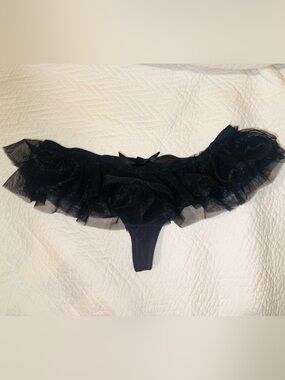 👑 Sexy Vintage Native Intimates Black Lace Thong with Brand Tag Size Large